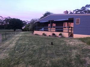 Country Farm House close to Ballarat - Victoria Tourism